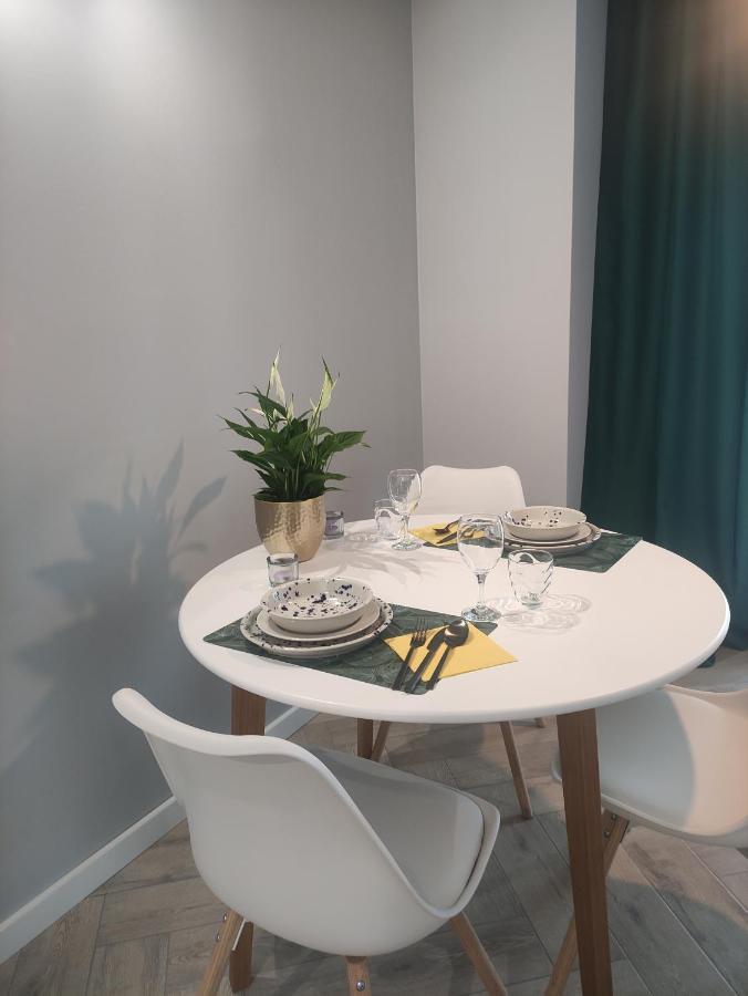Elegant&Cosy2 Apartment วรอตซวาฟ ภายนอก รูปภาพ