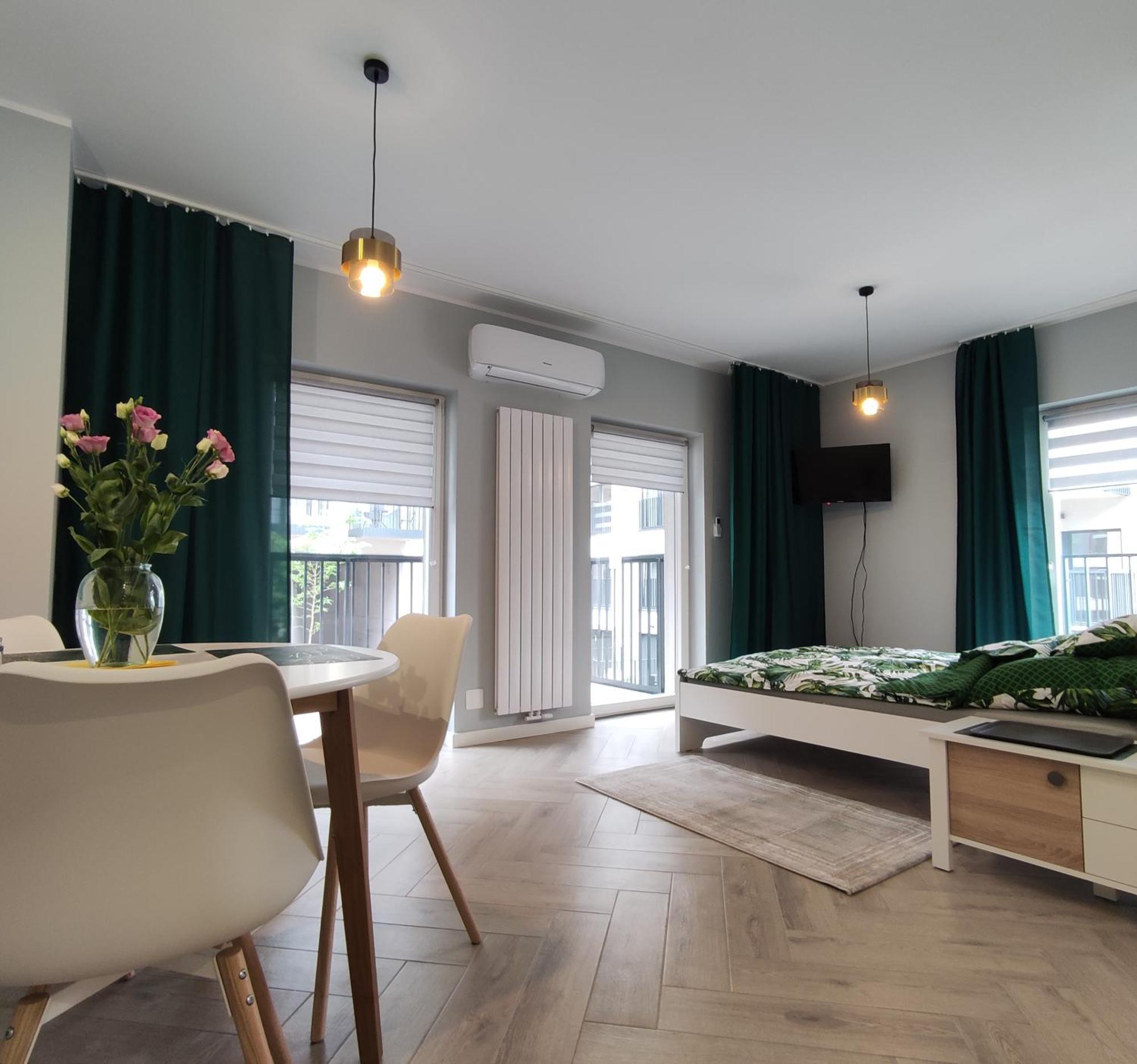 Elegant&Cosy2 Apartment วรอตซวาฟ ภายนอก รูปภาพ